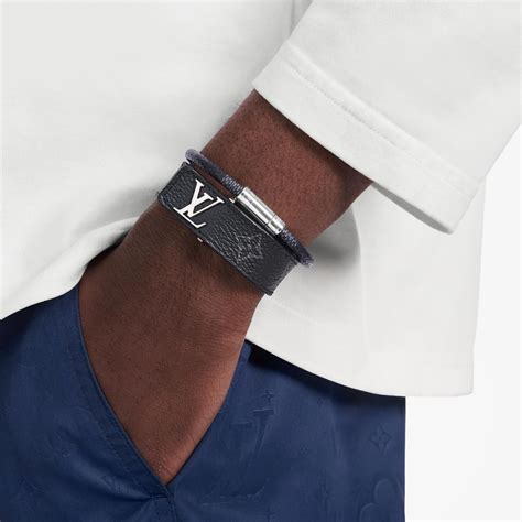 louis vuitton keep it bracelet review|lv slim bracelet men.